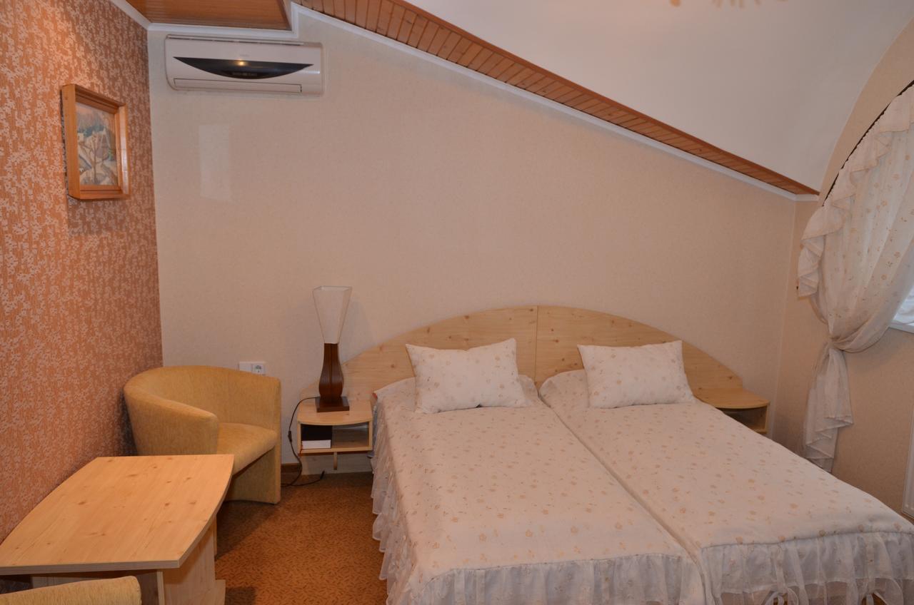 Hotel Serpanok Tyachiv Kamer foto